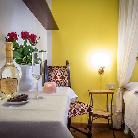 Alla Dimora Altea Bed and Breakfast Florence Buitenkant foto